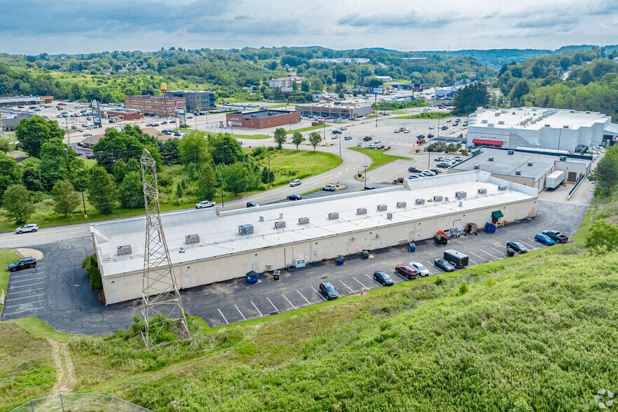 More Photos Of 6750 Hollywood Blvd, Delmont Freestanding For Lease