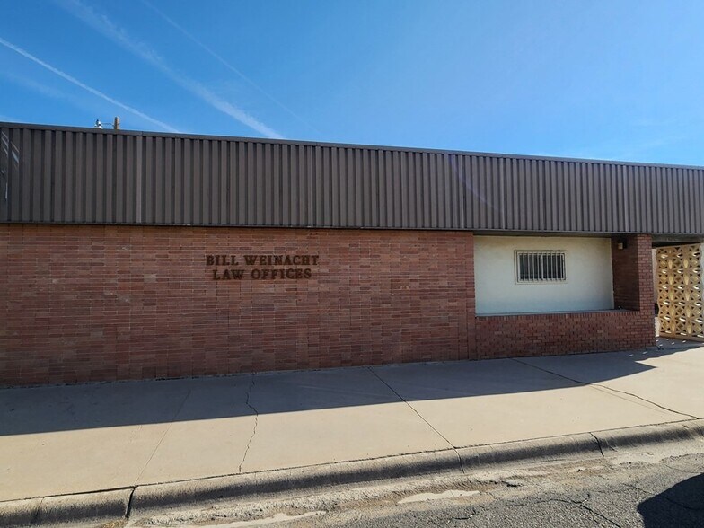 More Photos Of 420 S Cypress St, Pecos Office For Sale