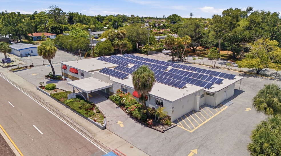 Primary Photo Of 1811 Bayshore Gardens Pky, Bradenton Medical For Sale