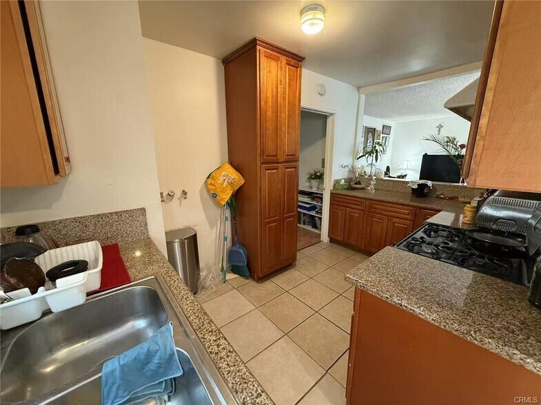 More Photos Of 745 S Chapel Ave, Alhambra Apartments For Sale