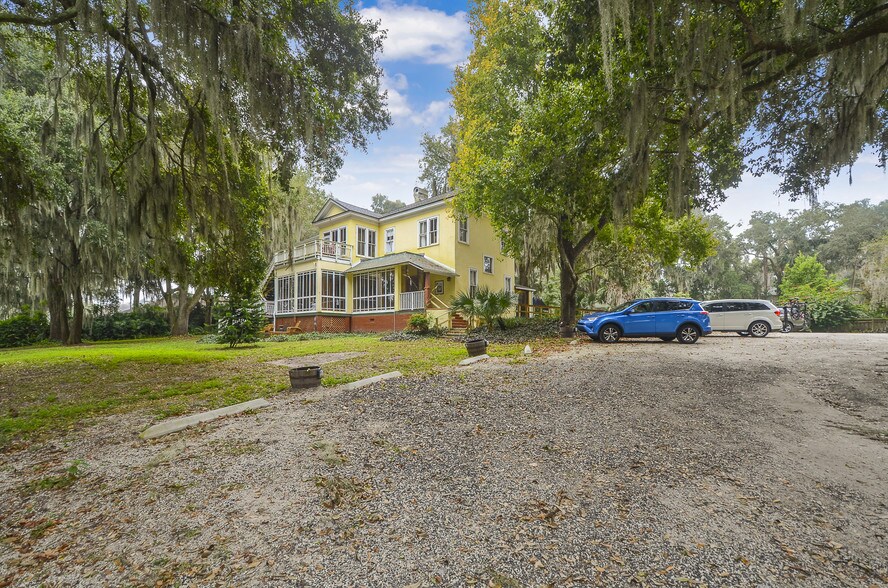 More Photos Of 620 N Tubb St, Oakland Specialty For Sale