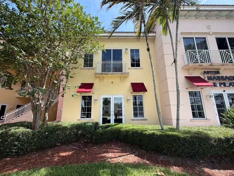 More Photos Of 125 W Indiantown Rd, Jupiter Medical For Lease
