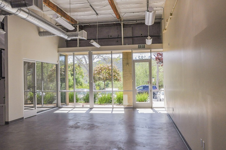 More Photos Of 11189 Sorrento Valley Rd, San Diego Unknown For Lease