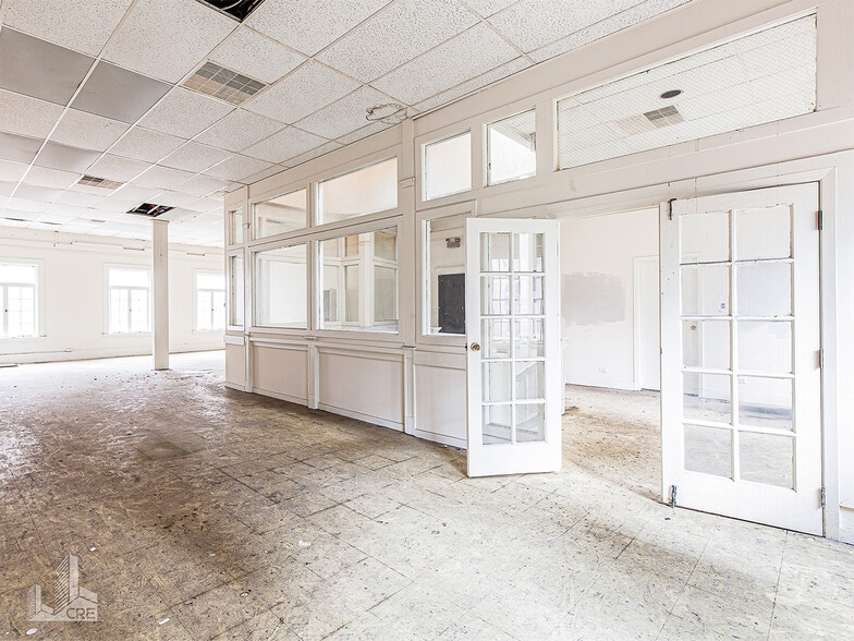 More Photos Of 522 Grant Ave, San Francisco Storefront Retail Residential For Sale