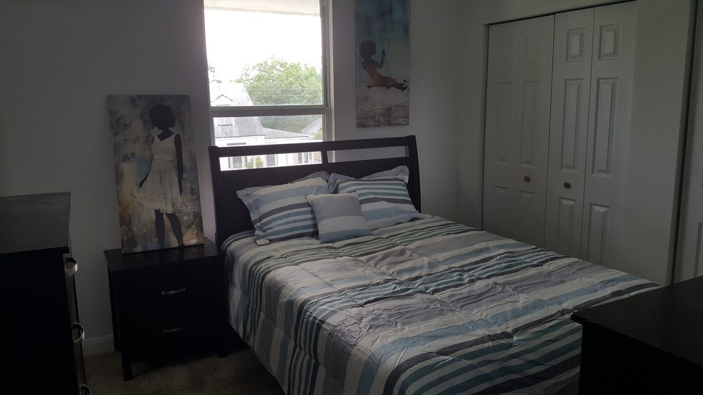 More Photos Of 105 2nd St, Lake Park Apartments For Lease