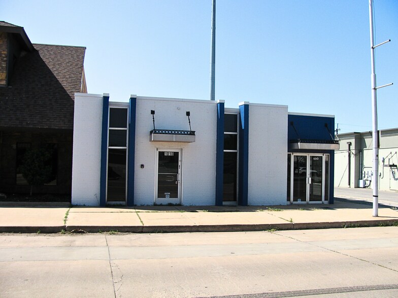 Primary Photo Of 1010 SW C Ave, Lawton Loft Creative Space For Lease