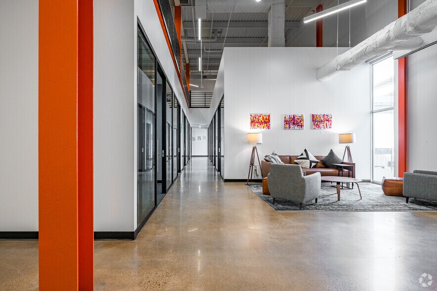 More Photos Of 7701 Lemmon Ave, Dallas Coworking Space