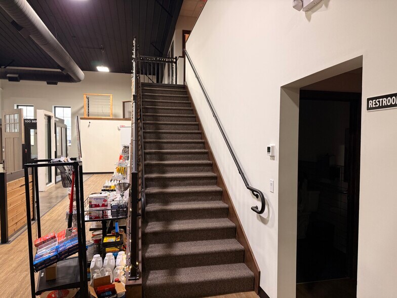 More Photos Of 5936 53rd Ave, Fargo Warehouse For Sale