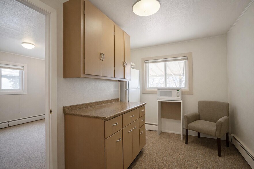 More Photos Of 125 E 5th St, Walsenburg Office For Sale