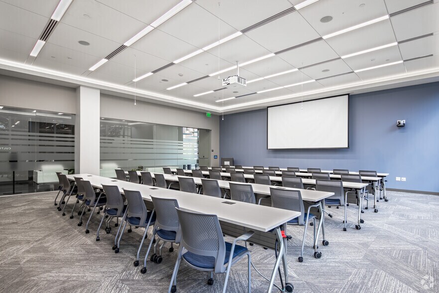 More Photos Of 1 Almaden Blvd, San Jose Unknown For Lease