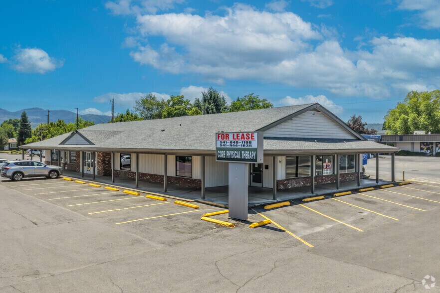 Primary Photo Of 771 W Stewart Ave, Medford Freestanding For Lease