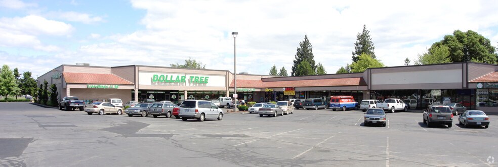 More Photos Of 1250-1460 NE Baker St, McMinnville General Retail For Lease