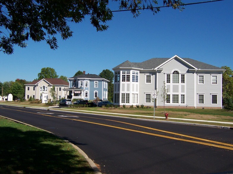 More Photos Of 10 Northwest Ave, Tallmadge Office For Sale
