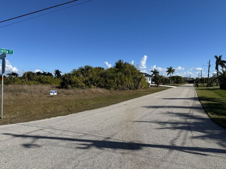 More Photos Of ,  Unknown For Sale