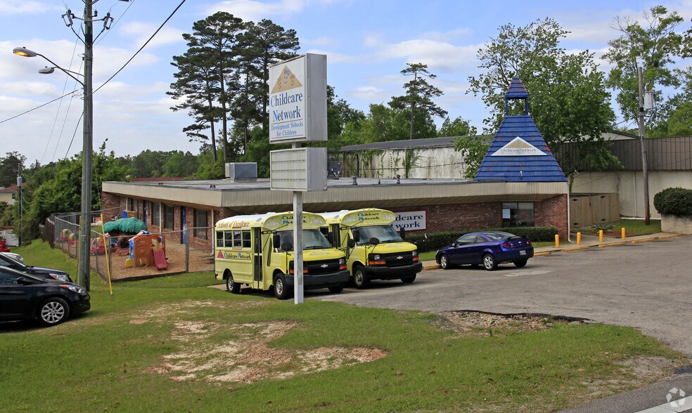 More Photos Of 1967 Raymond Diehl Rd, Tallahassee Daycare Center For Lease