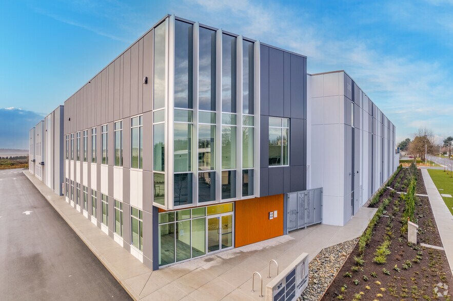 Primary Photo Of 7672 Progress Way, Delta Warehouse For Lease