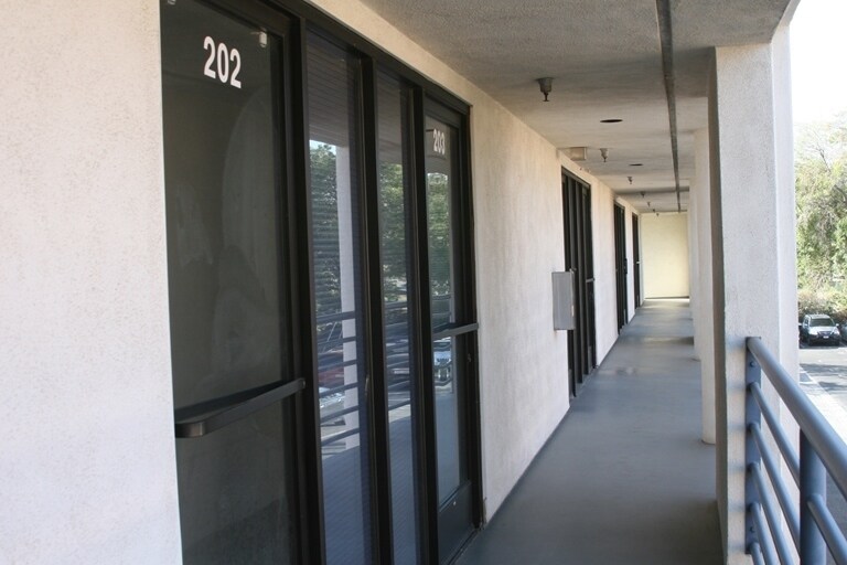 More Photos Of 1430 E Cooley Dr, Colton Loft Creative Space For Lease