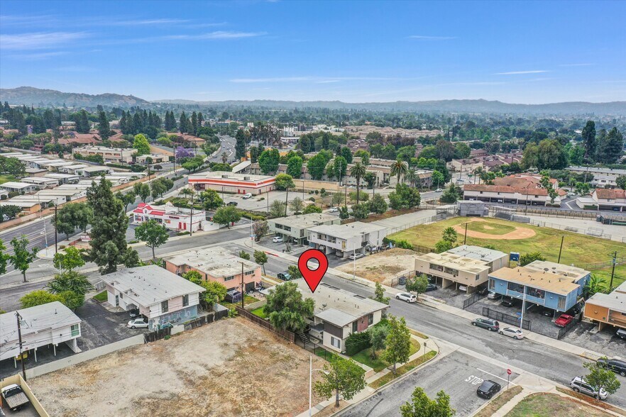 More Photos Of 602 Cedarglen Dr, Azusa Manufactured Housing Mobile Home Park For Sale