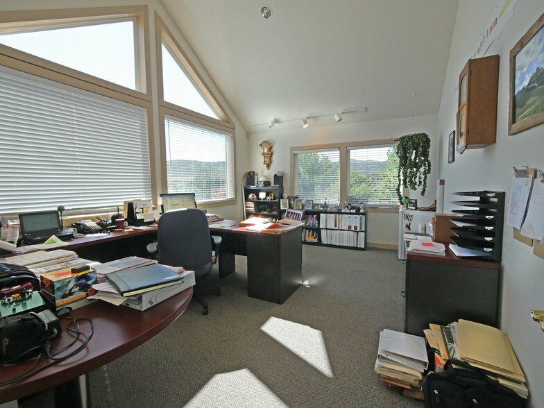 More Photos Of 10354 W Chatfield Ave, Littleton Office For Lease