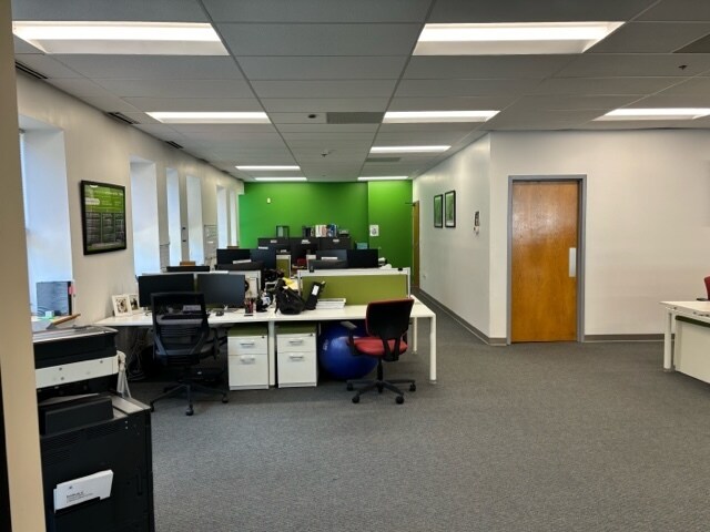 More Photos Of 19 Sterling Rd, Billerica Light Distribution For Lease