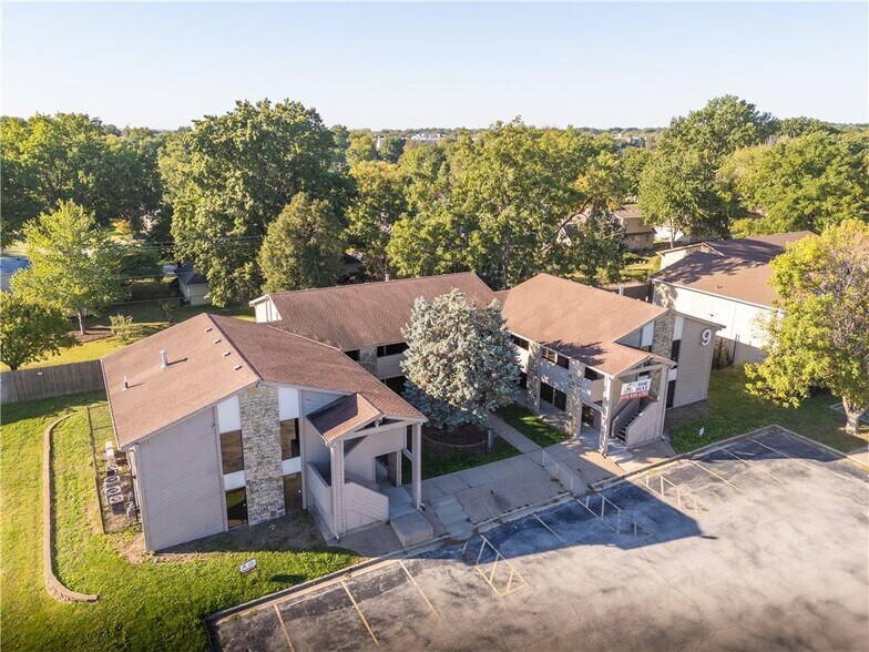 Primary Photo Of 4216 S Hocker Dr, Independence Office For Sale