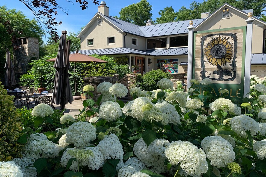 More Photos Of 4244 Loudoun Ave, The Plains Restaurant For Sale