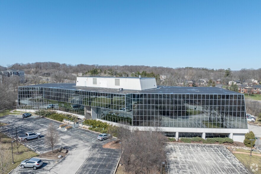 More Photos Of 13400 Bishops Ln, Brookfield Office For Sale