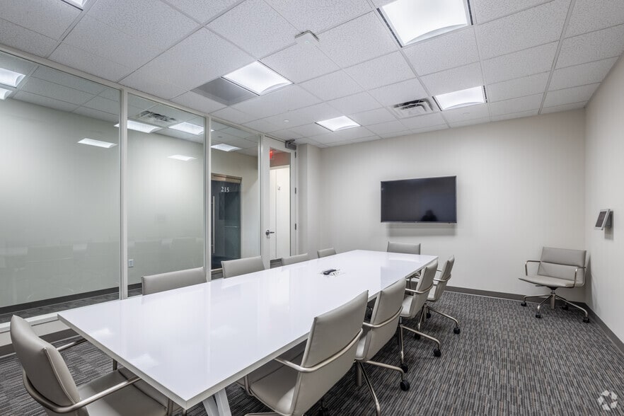 More Photos Of 44921 George Washington Blvd, Ashburn Office For Lease