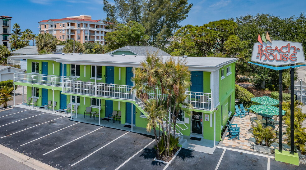 More Photos Of 12100 Gulf Blvd, Treasure Island Hotel For Sale