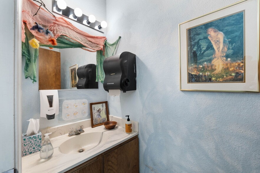 More Photos Of 1455 Willow Creek Rd, Prescott Religious Facility For Sale