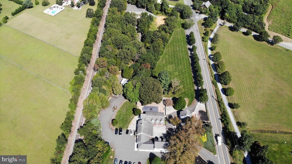 More Photos Of 509 Woodstown Rd, Swedesboro Unknown For Lease