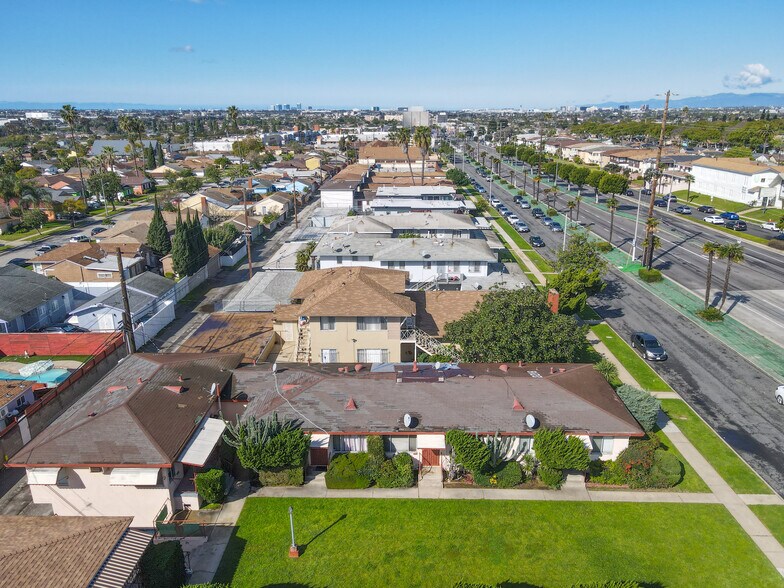 More Photos Of 2218 W Imperial Hwy, Hawthorne Apartments For Sale