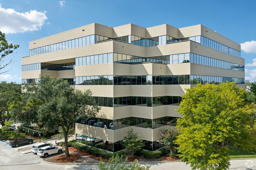 More Photos Of 2825 Wilcrest Dr, Houston Office For Lease