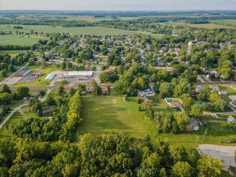 More Photos Of 300 W Main St, Rossville Land For Sale