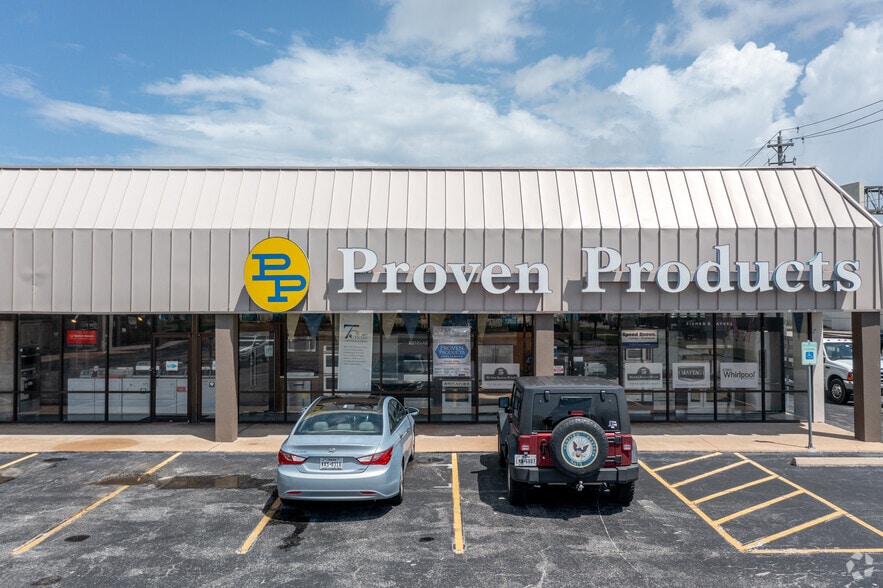 More Photos Of 20610 Gulf Fwy, Webster Freestanding For Lease