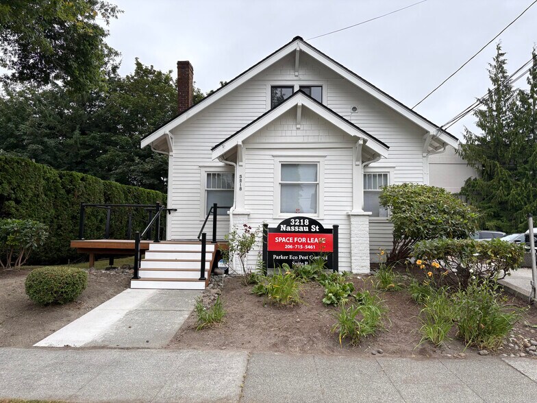 Primary Photo Of 3218 Nassau St, Everett Medical For Lease