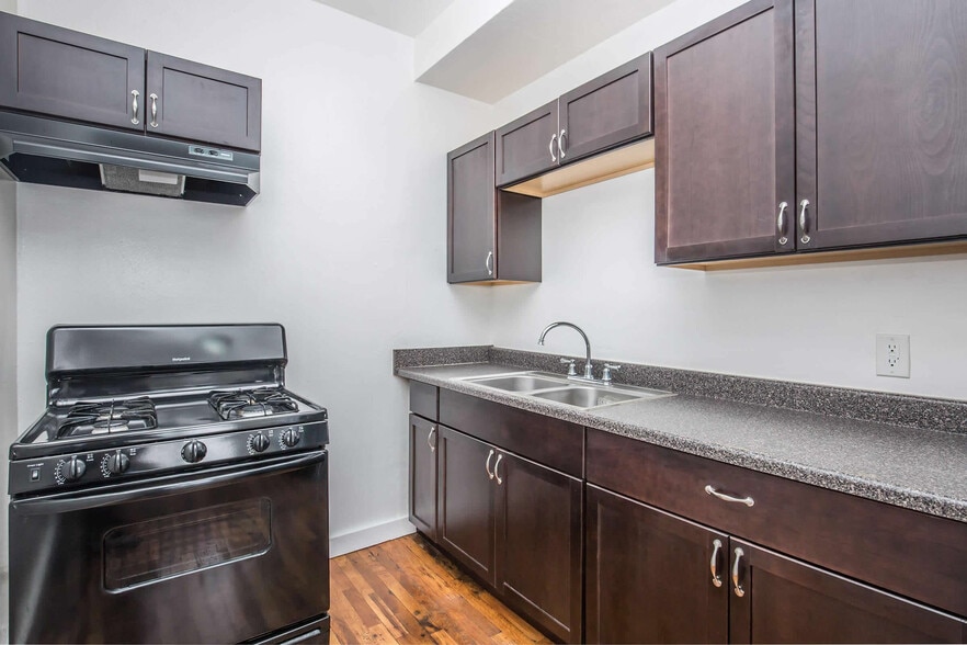 More Photos Of 314 S Alexandria Ave, Los Angeles Apartments For Sale