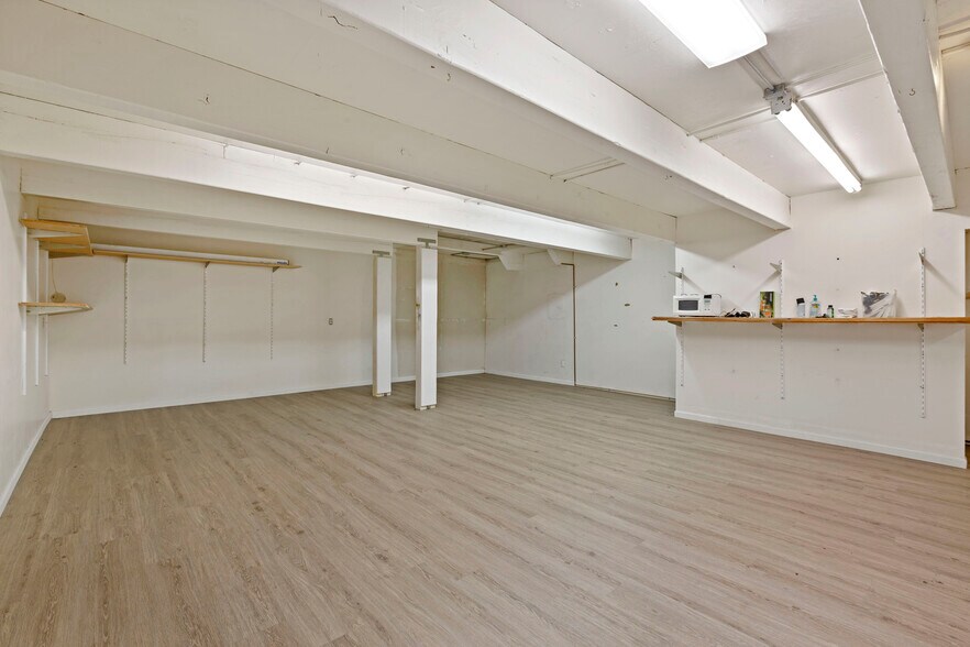More Photos Of 4450 Enterprise St, Fremont Manufacturing For Sale