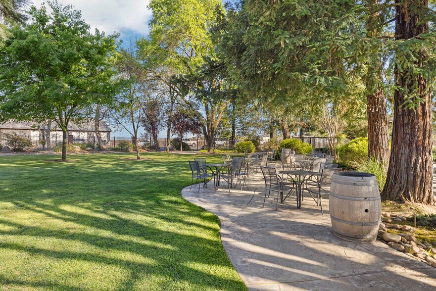 More Photos Of 13299 N Curry Ave, Lodi Specialty For Sale