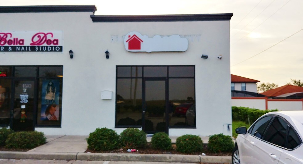 More Photos Of 16909 High Grove Blvd, Clermont Restaurant For Sale