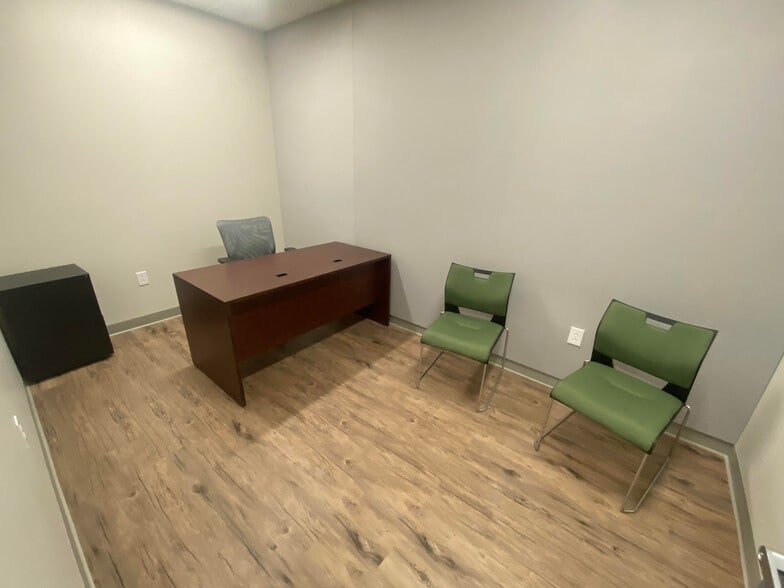 More Photos Of 800 E King St, York Office For Lease