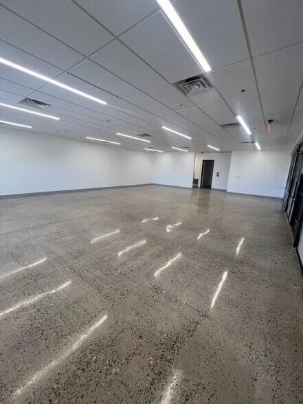 More Photos Of 13940 W Meeker Blvd, Sun City West Unknown For Lease