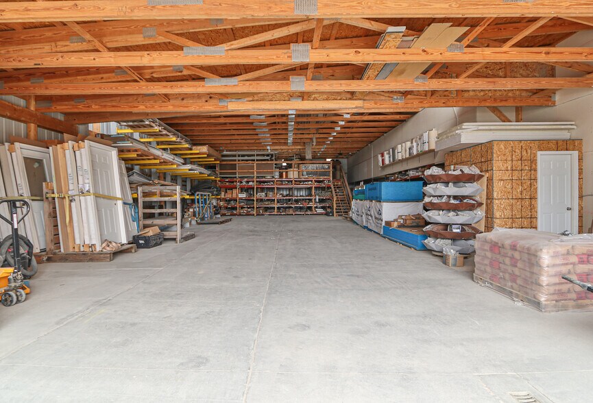 More Photos Of 165 Nebraska St, Sterling General Retail For Sale