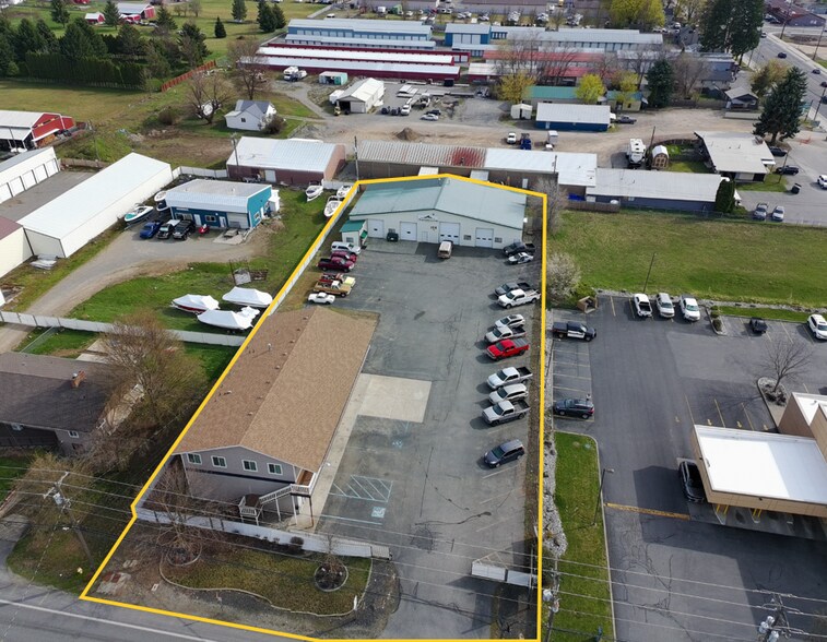 Primary Photo Of 108 E Hanley Ave, Coeur d'Alene General Retail For Sale