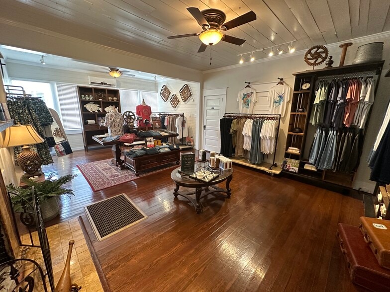 More Photos Of 1008 S Rock St, Georgetown Office Residential For Sale