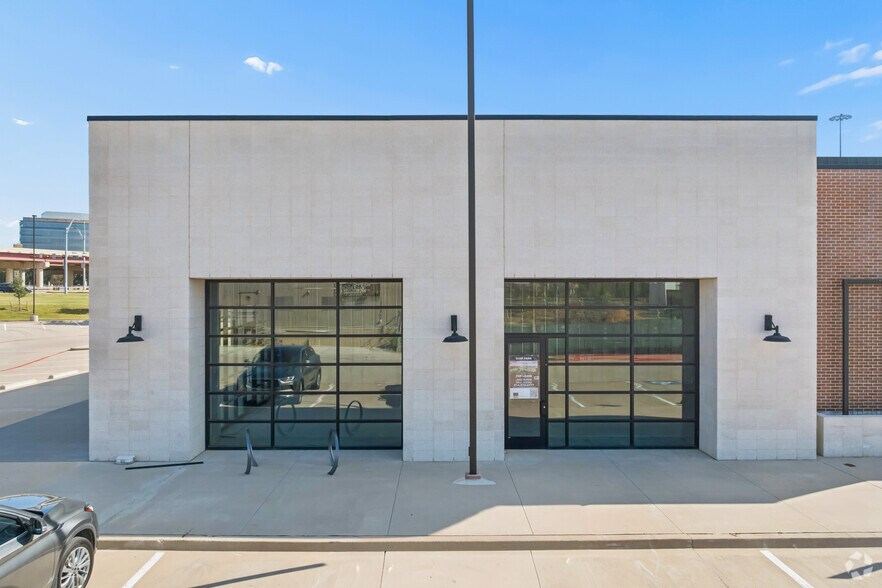 More Photos Of 5981 High Point Dr, Irving Unknown For Lease