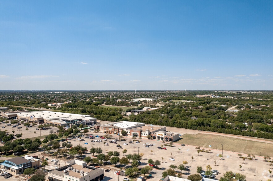 More Photos Of 205 E FM 544 Hwy, Murphy Unknown For Lease