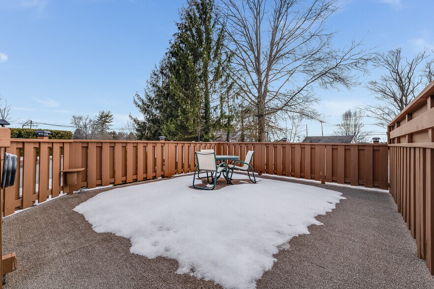 More Photos Of 5 Larison Ln, Ringoes Storefront Retail Office For Sale