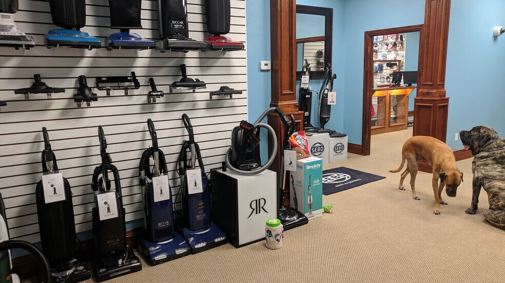 More Photos Of 3005 28th St, Boulder Freestanding For Lease