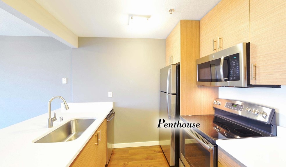 More Photos Of 2900 1st Ave, Seattle Apartments For Lease